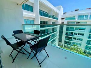 Apartamentos excepcionales con acceso directo al mar en Morros 922