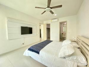 Apartamentos excepcionales con acceso directo al mar en Morros 922