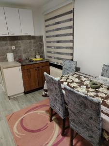 Apartmani Dzo Mikeli