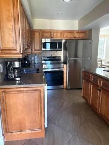 2 BDR Eagles Nest Beach Resort
