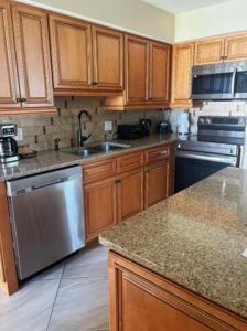 2 BDR Eagles Nest Beach Resort