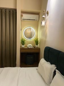 Comfort corner skyline plaza near Medanta hospital