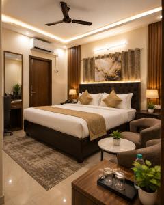 Hotel Aparajita Near BHU Trauma Centre Varanasi