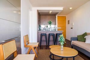 Apt in Las Condes with Pool and Private Balcony