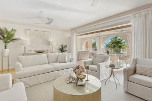 Saint Peters Bay 208 - Chic Beachfront Condo