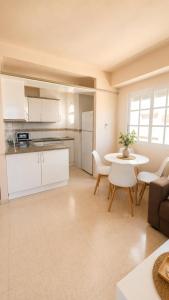 Oasis in Santa Pola Piscina y Playa