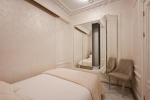 Luxury 4-Bdrm Residence with Private Terrace