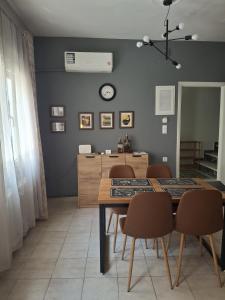 Perdika 16 House