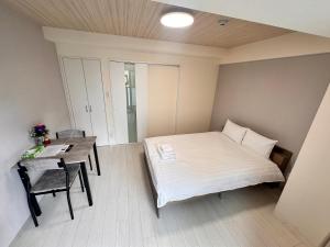 R SQUARE Nipponbashi Room No 601