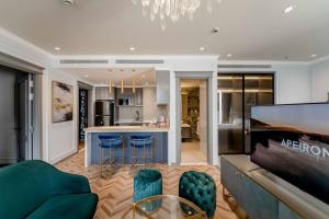 Serenity Saigon Sky Villas - Free One Way Airport Shuttle
