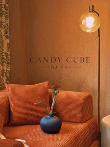 Cube Candy บ้านพักส่วนตัวบนถนนคนเดินวัวลายวันเสาร์