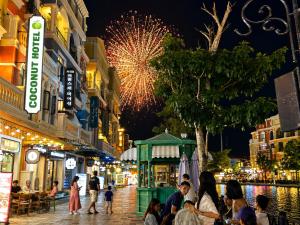 Coconut Hotel GrandWorld Phu Quoc