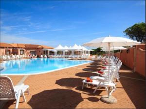 Apartment in Vignola Mare near Sandy Beach