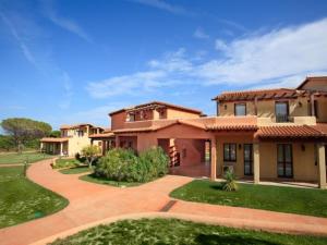 Apartment in Vignola Mare near Sandy Beach