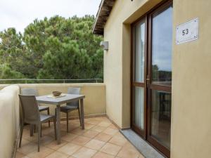Apartment in Vignola Mare near Sandy Beach