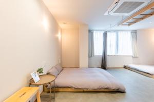 Broom stay UMEDA ROSE