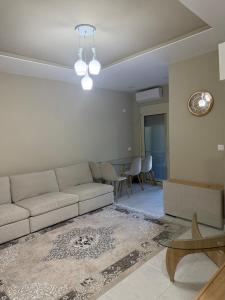 Nari Apartment