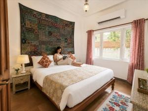 Nivasa Udaipur - Heritage Haveli with Pool near Lake Pichola, Old City