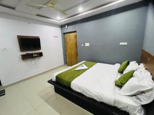 Hotel ANR Grand