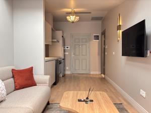 Penthouse Suite with Private Terrace