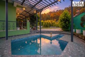 StayVista at Pistachio with Pool, Valley View