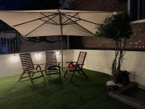 TV-Featured Cozy private House with Spacious Yard & BBQ