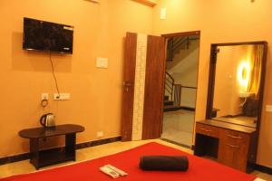 Aquora Pool Stays