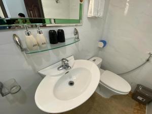 Eco Nest Hotel