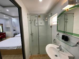 Eco Nest Hotel