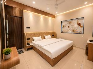 Hotel Shree Maya Comfort Inn