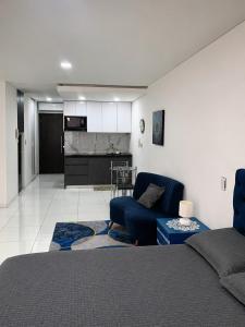 2B - Cozy Studio Apartmento with Balcony, Equipetrol- Sirari