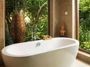Movenpick Sea Breeze Villa 3 Bedroom In Cam Ranh