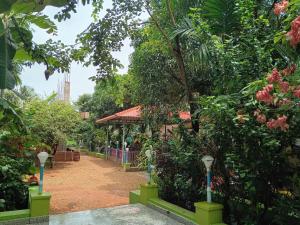 Hi Greenhouse Holiday Homestay