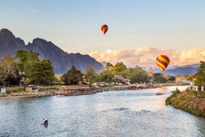 Vang Vieng Budget Wing