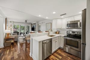AV2901: 2901 Atrium Villa