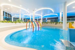 Polanki Aqua Apartament 3-pokojowy -PREMIUM- FAMILY - baseny, wellness i blisko morza Garage & Pool Access