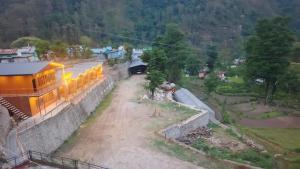 Trigun pahadi hub home stay