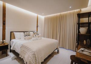 Casa de Fiero #5 3BR Luxury Tropical Seminyak