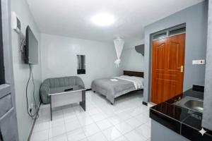 White House Suites
