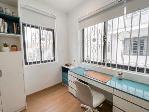Amber House - Vạn Phúc City