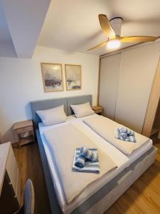 Blue Pearl Apartment