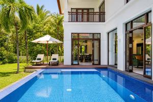 Koaniva Furama Four Bedrooms Private Villas
