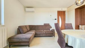 Apartment More