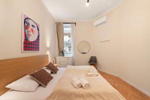 Dream Stay in Budapest-2BR Retreat on Kiraly St