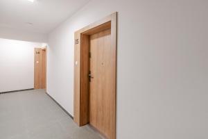 Harmony Park Modern Apartment by BookingHost