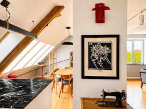 Artist Summer Residence