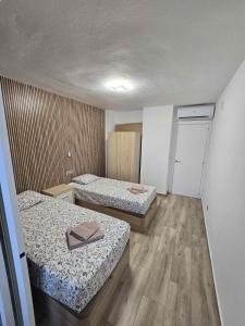 DANIEL Flat SWIMMING POOL BENIDORM LEVANTE