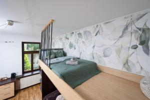 Botanique Moon Main Square Apartment