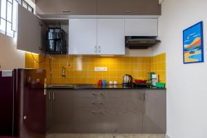 Park-View Studio in HSR with Balcony, Fast Wi-Fi and OTT