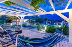 Niechorze MEWA OSRODEK WCZASOWY Apartamenty z tarasem POOL & JACUZZI przy samej plaży